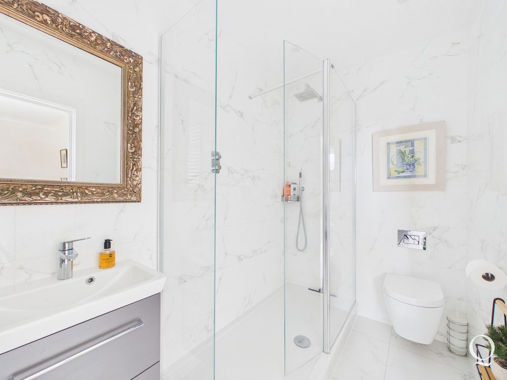 Additional image 16 of 3 bed flat for saleWest Cliff Road, Westbourne, Bournemouth BH4