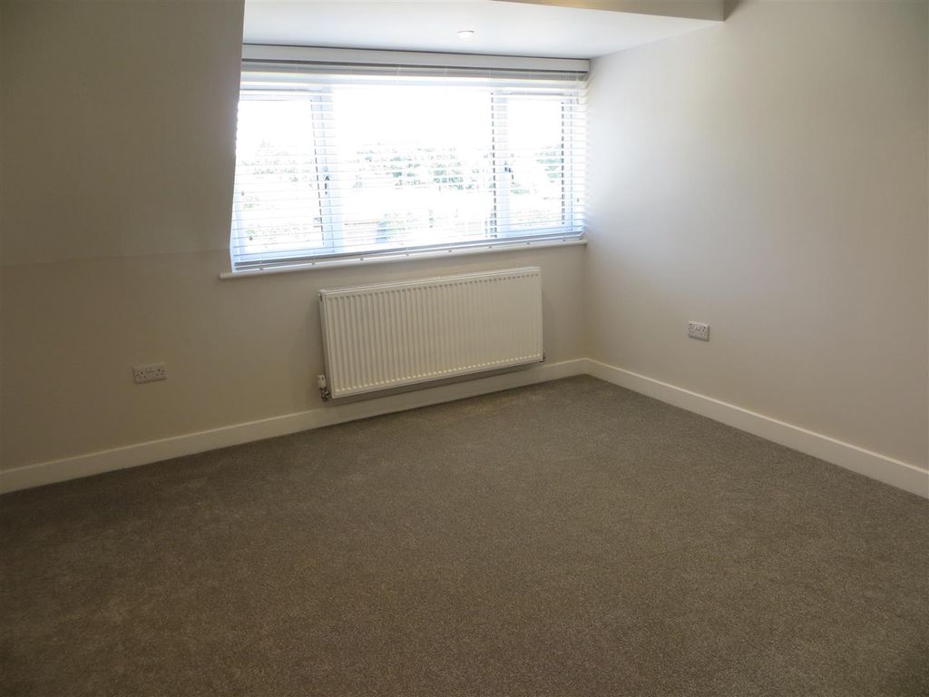 Property photo 2 of 13 Img_1574.Jpg
