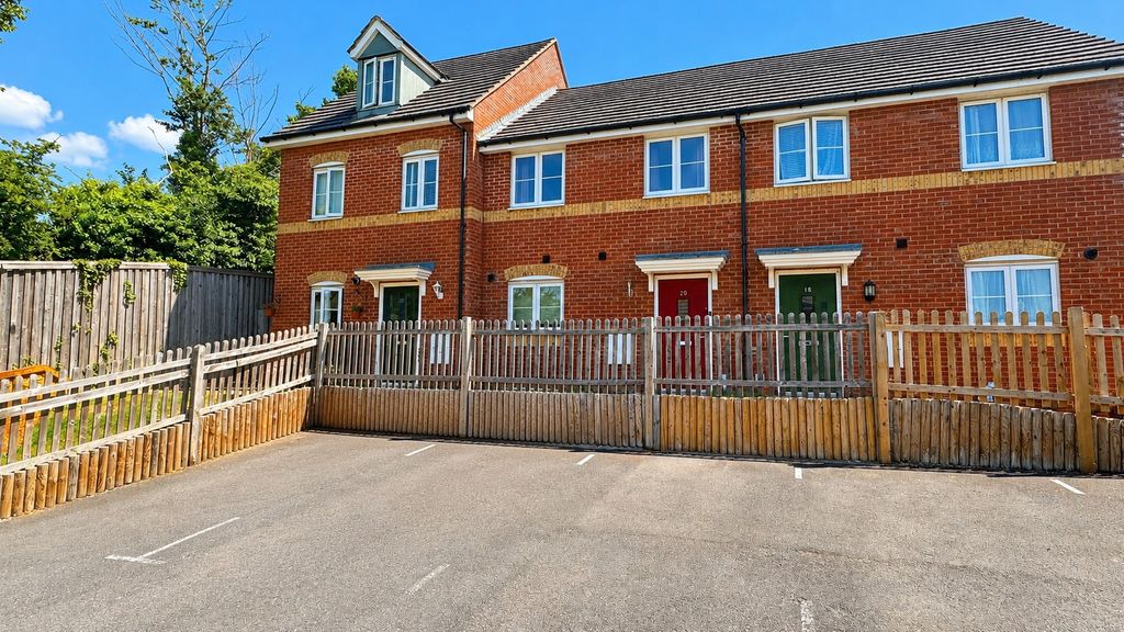 Property photo 1 of 9