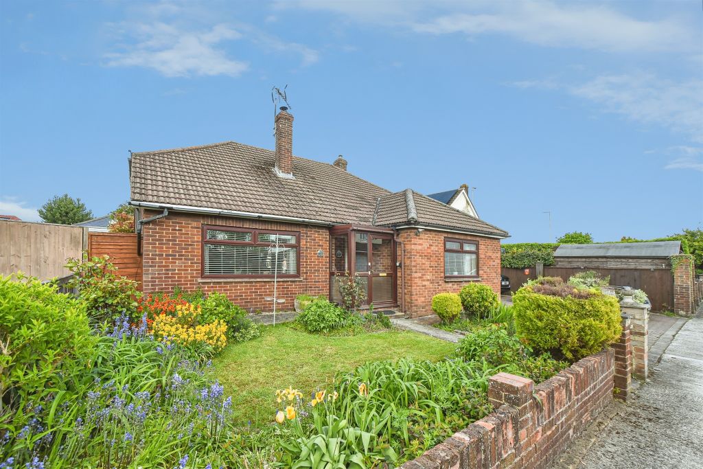 Property photo 1 of 16