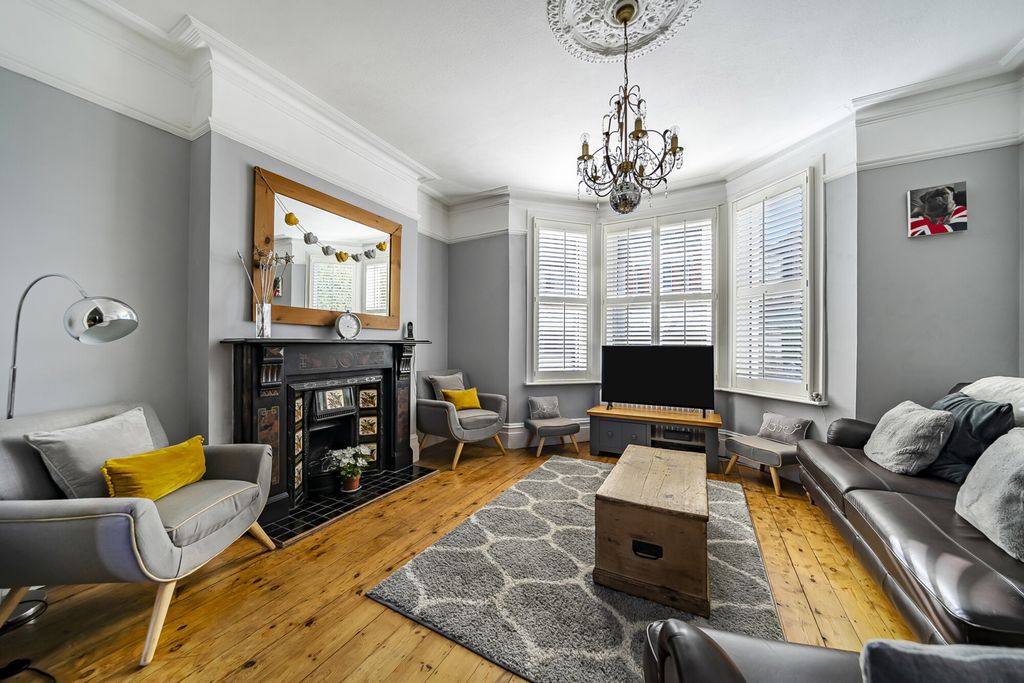 Property photo 2 of 19 Reception Room