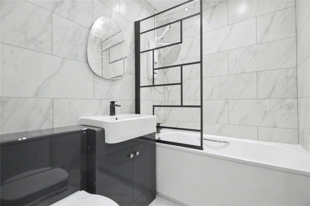 Property photo 2 of 10 Picture No. 06