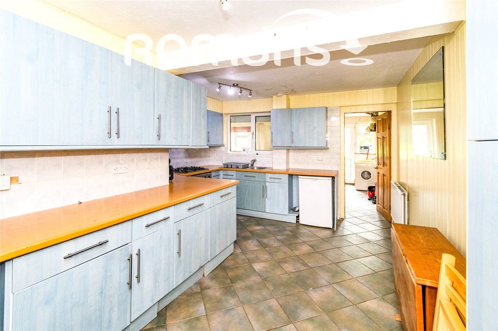 Property photo 2 of 10 120Fromond0296