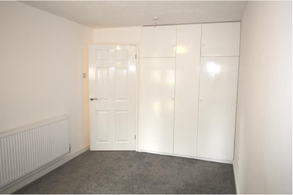 Property photo 3 of 4