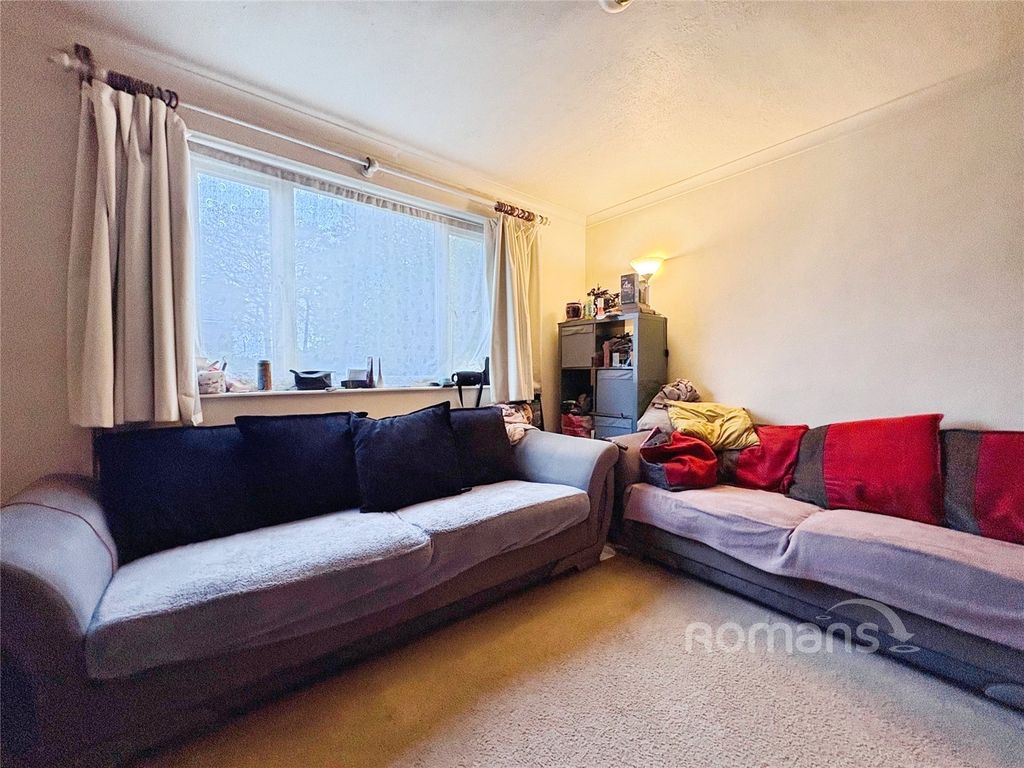 Property photo 3 of 10 Picture No. 17