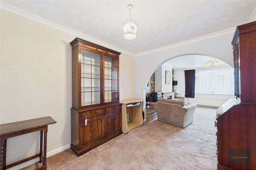 Property photo 3 of 22 Picture No. 10