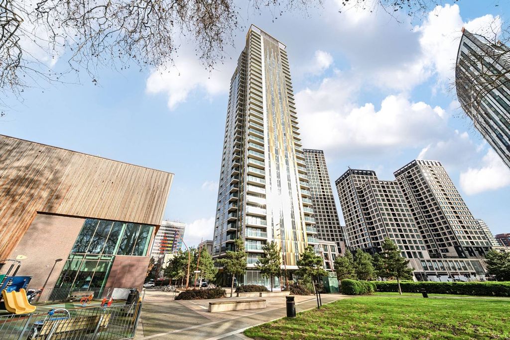 Property photo 1 of 20