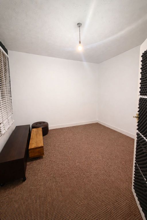 Property photo 2 of 6 Reception