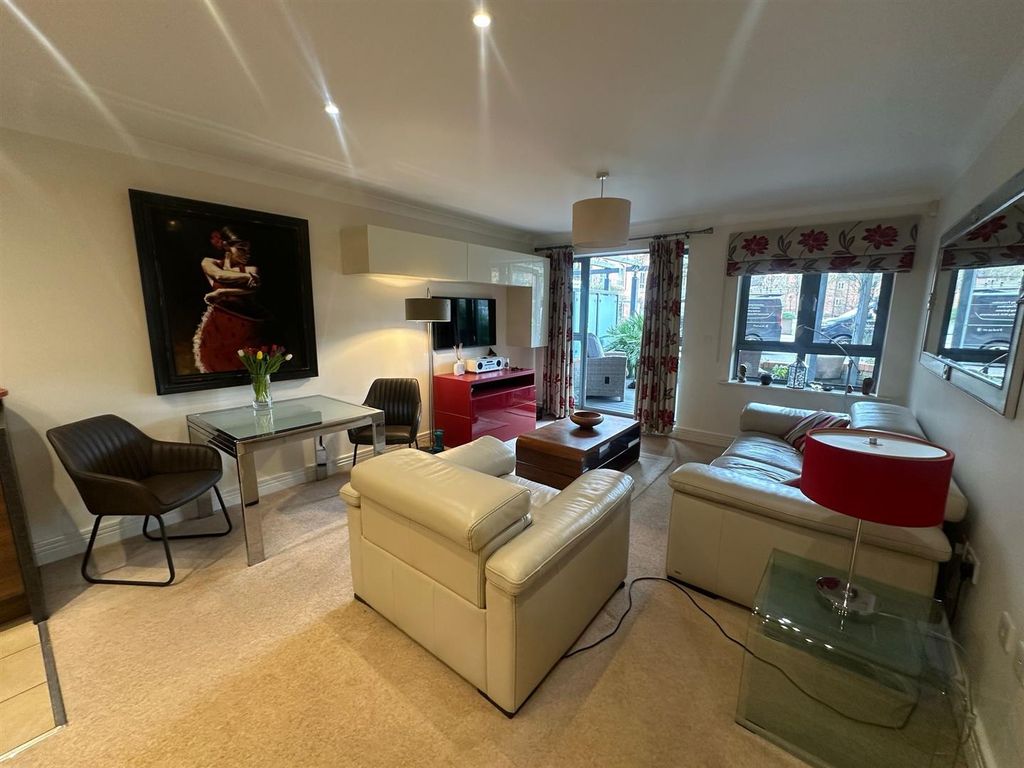 Property photo 3 of 10 Whatsapp Image 2025-03-24 At 9.50.27 Am (2).Jpeg