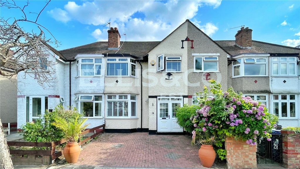 Property photo 3 of 19 Picture No. 01