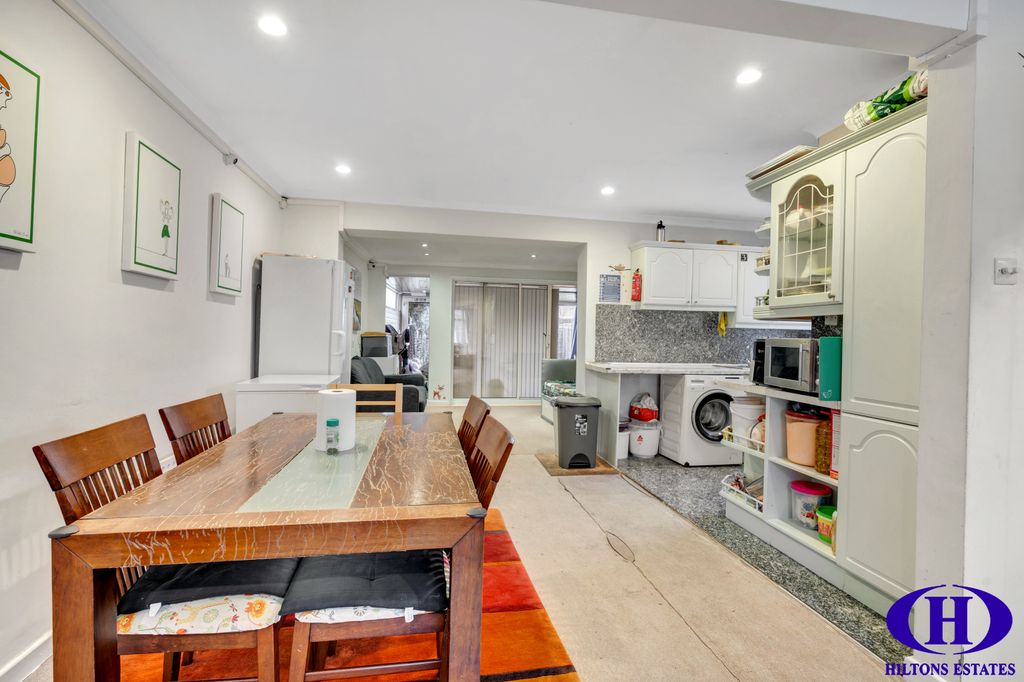 Property photo 3 of 23 Dsc09749