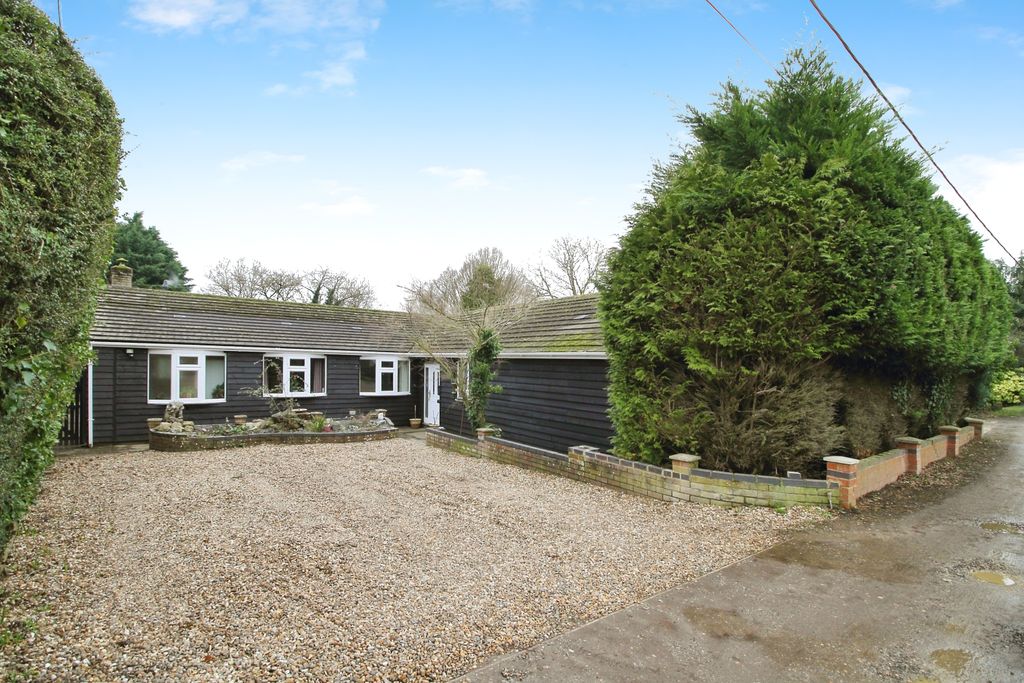 Property photo 1 of 19 Front View