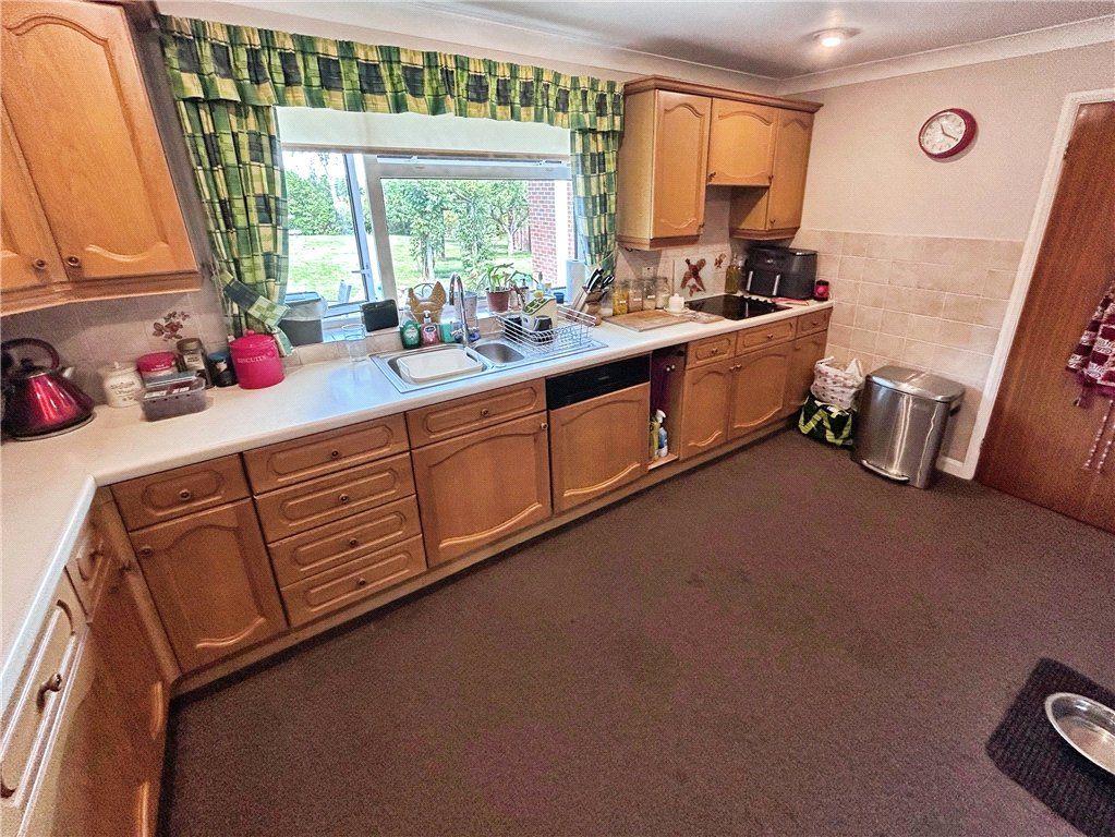 Property photo 3 of 14 Picture No. 10