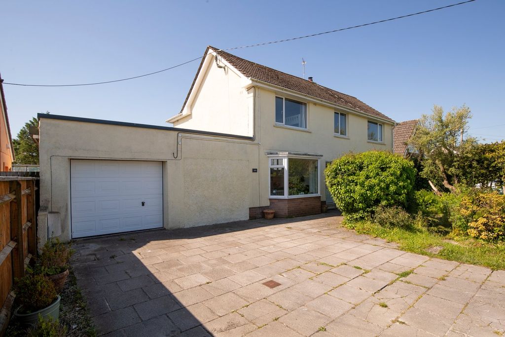 Property photo 1 of 26
