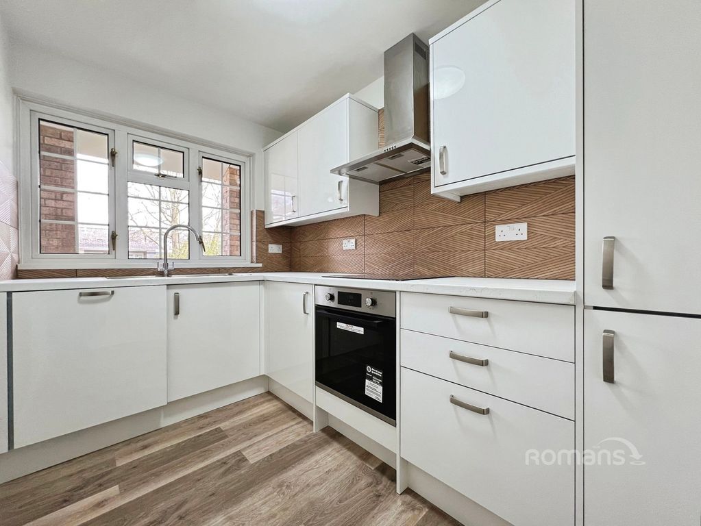 Property photo 1 of 12 Pbox-Img.Jpeg