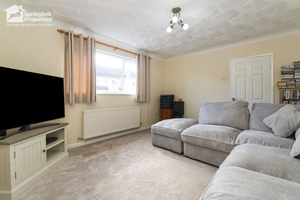 Property photo 2 of 13 Image 2