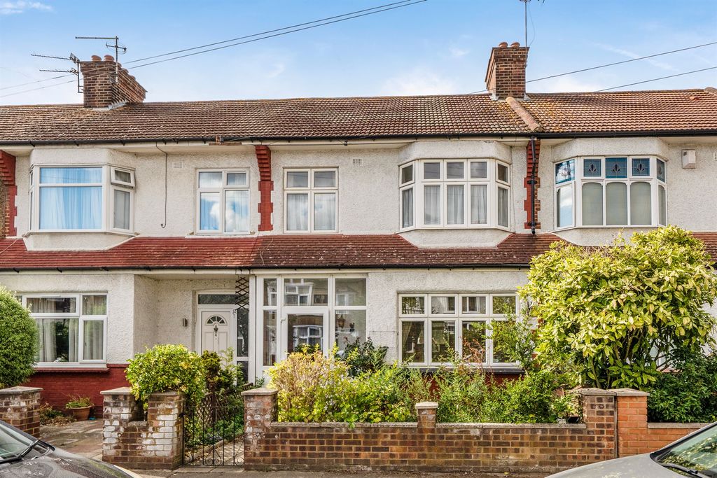 Property photo 1 of 13