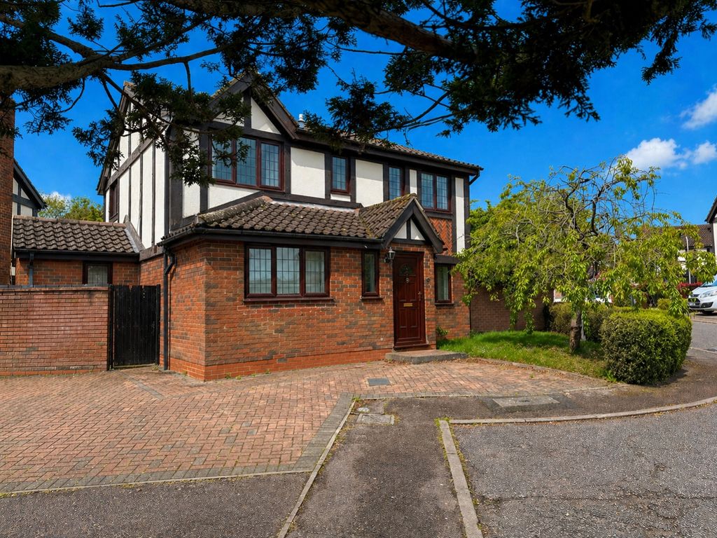 Property photo 1 of 17 17 Kestrel Frt