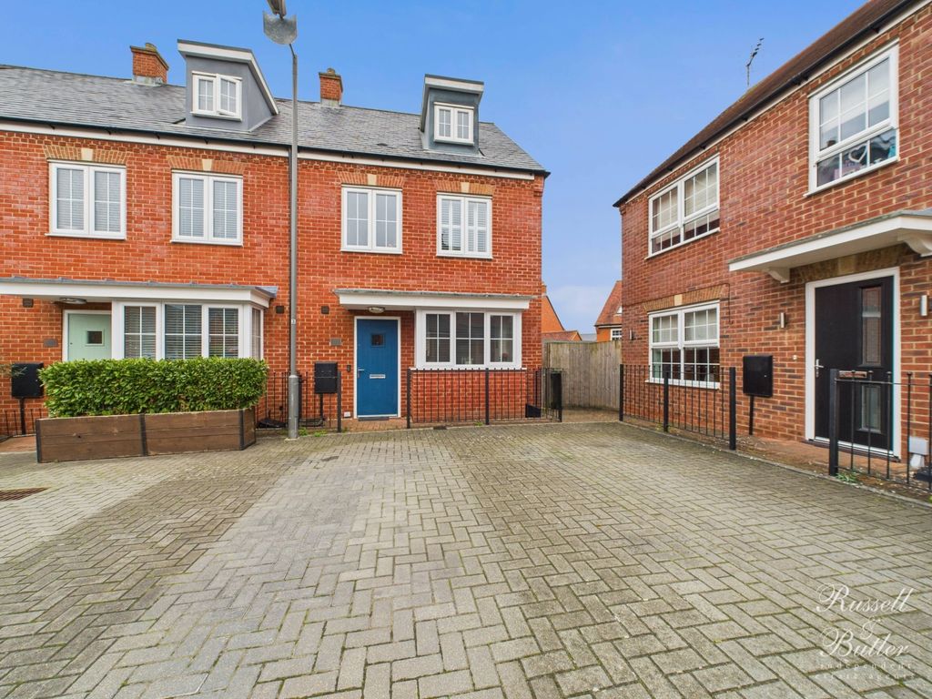 Property photo 1 of 30 Cam01995G0-Pr0374-Still030