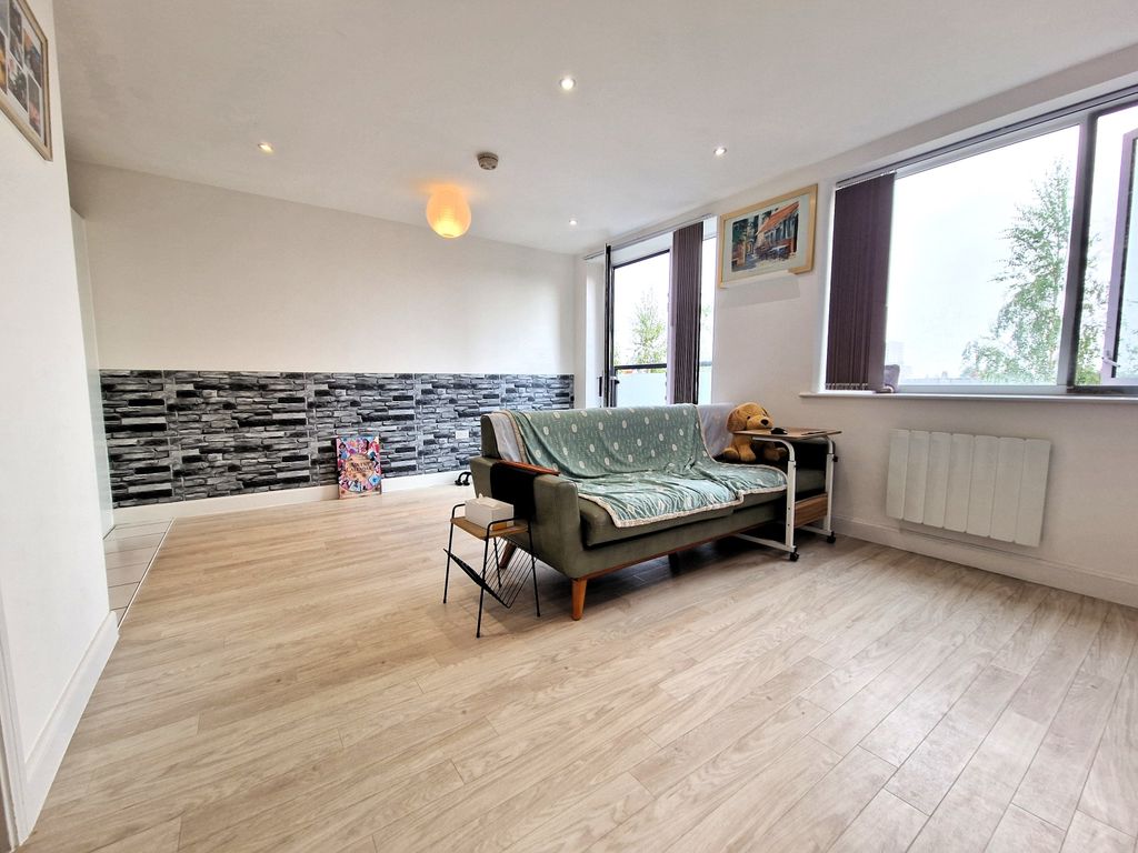 Property photo 2 of 9 20250719_123108