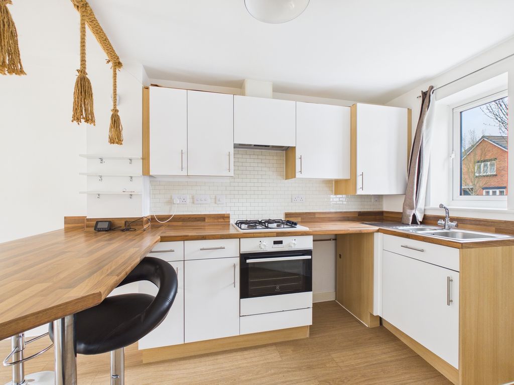 Property photo 2 of 11