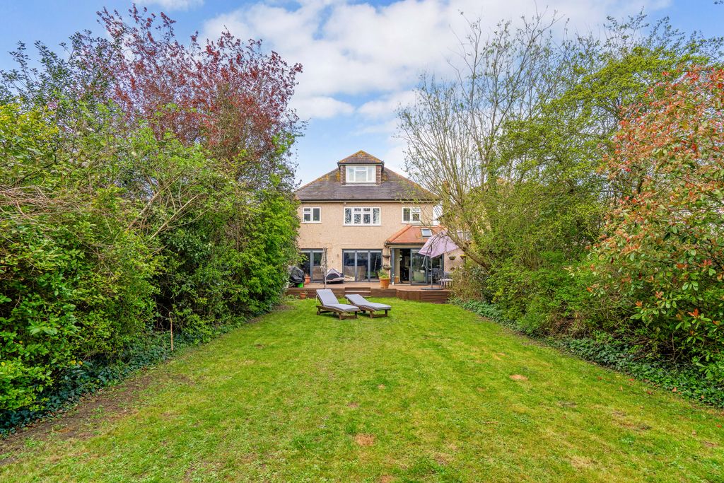 Property photo 2 of 16