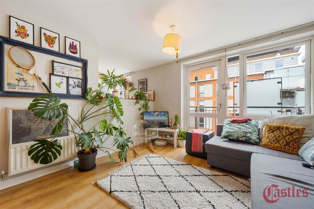 Property photo 1 of 21