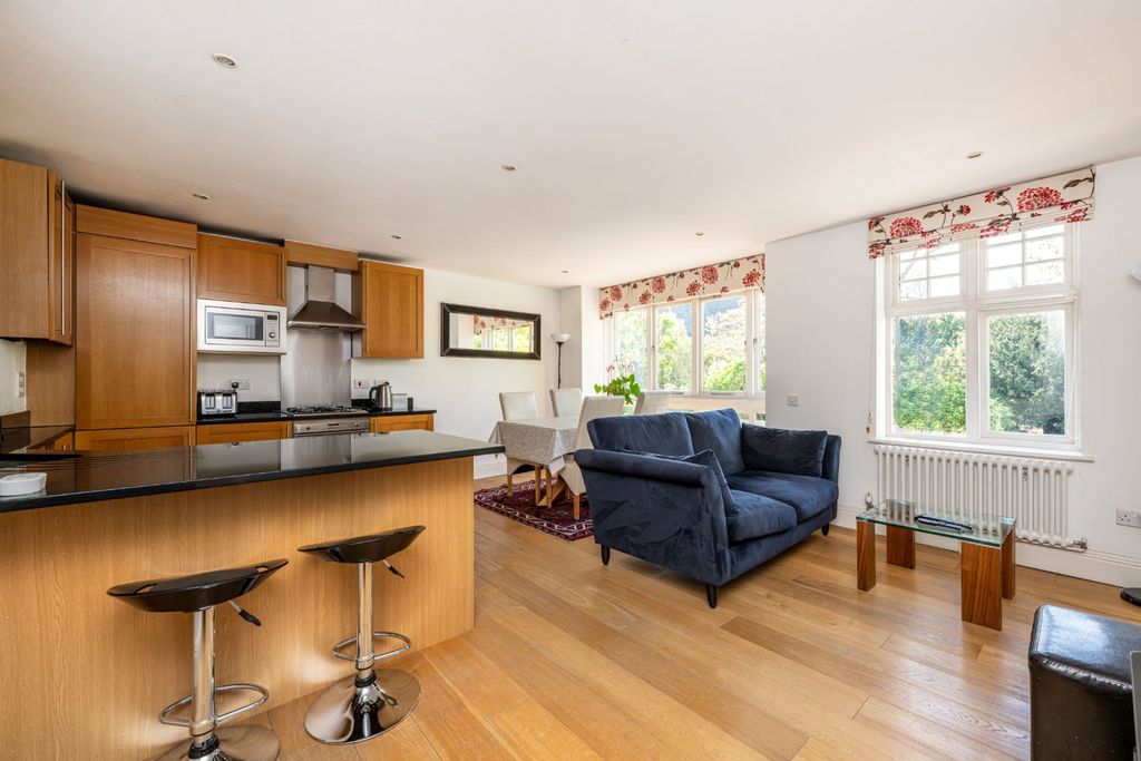 Property photo 2 of 13 Picture No. 42