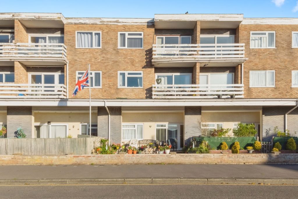 Property photo 1 of 13 Front