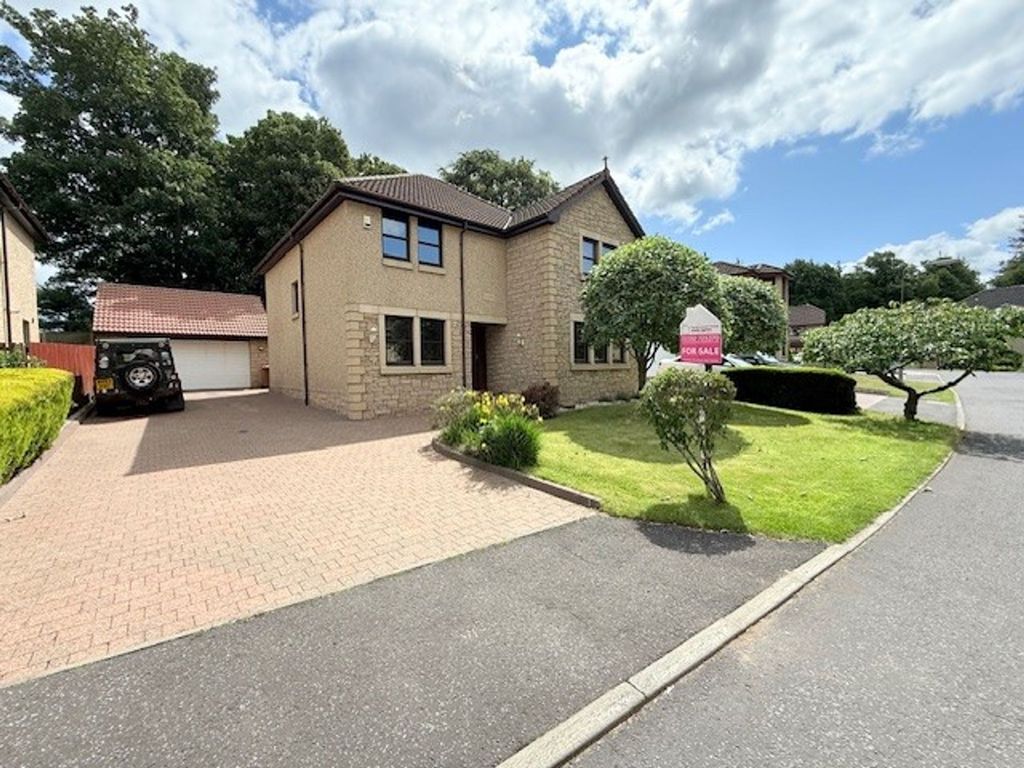 Property photo 1 of 45