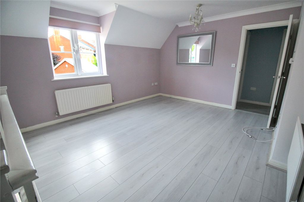 Property photo 3 of 9 Picture No. 10