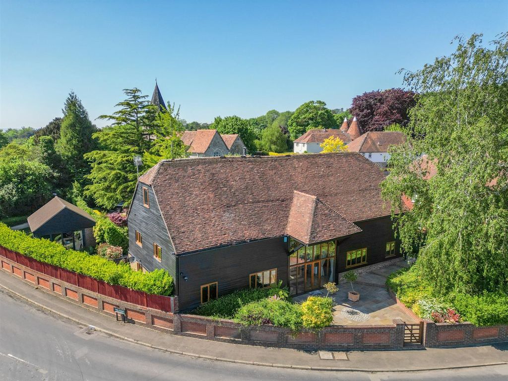 Property photo 1 of 36 Tithe Barn Detling7.Jpg