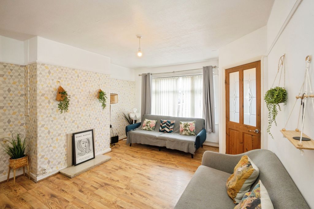 Property photo 2 of 15