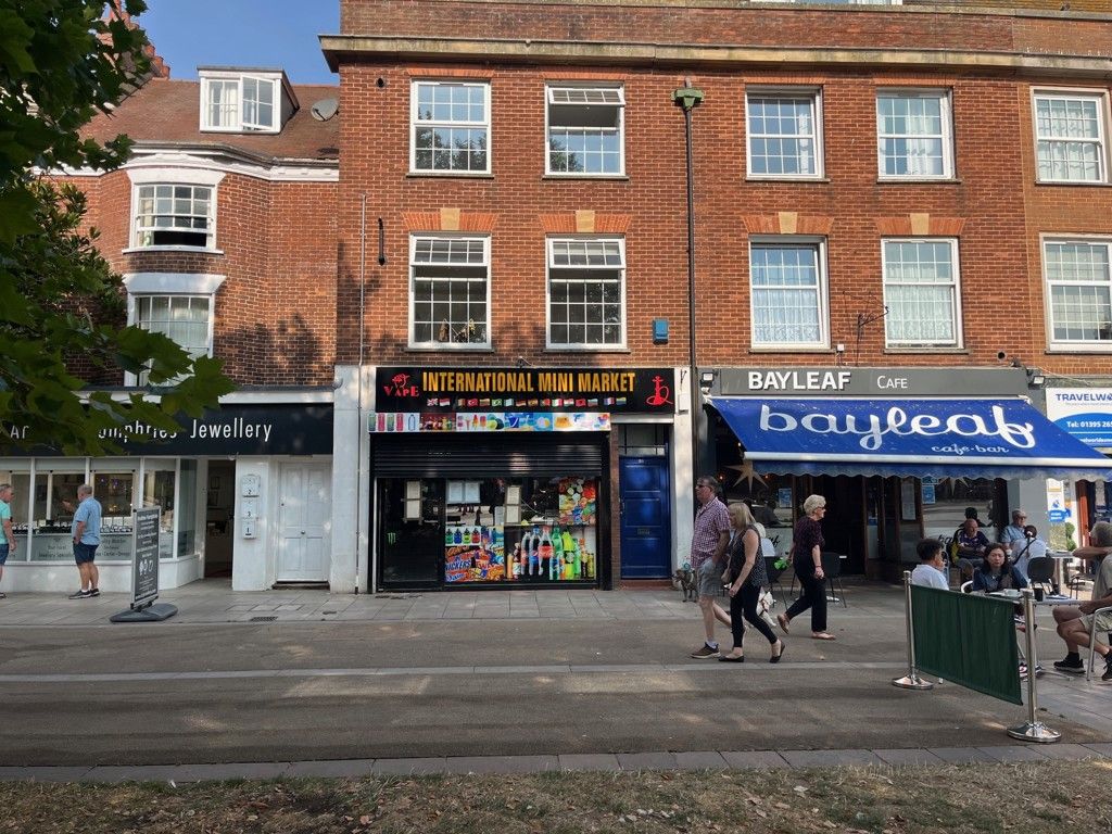 Property photo 3 of 7 Photo 9