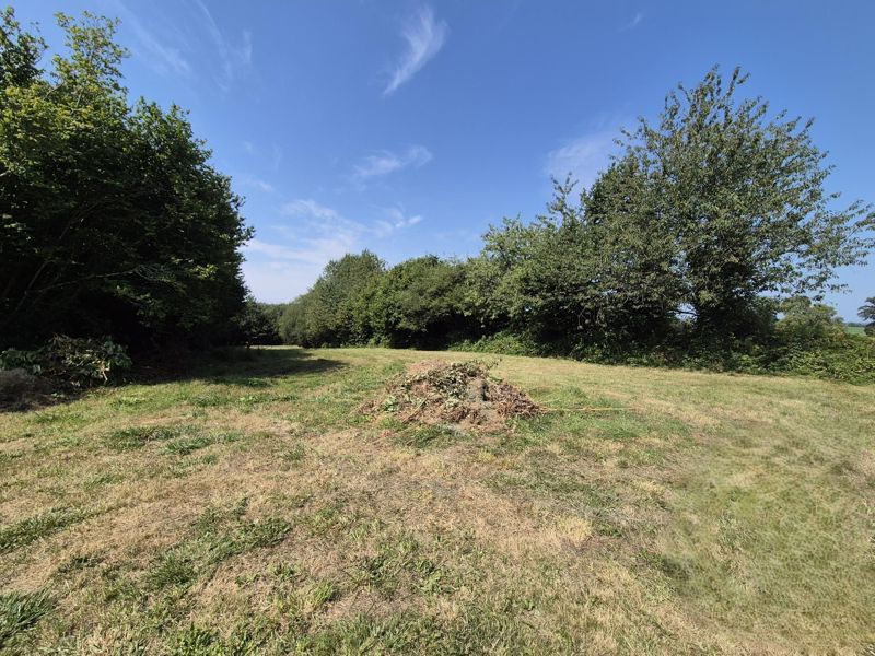 Property photo 3 of 16 Photo 7