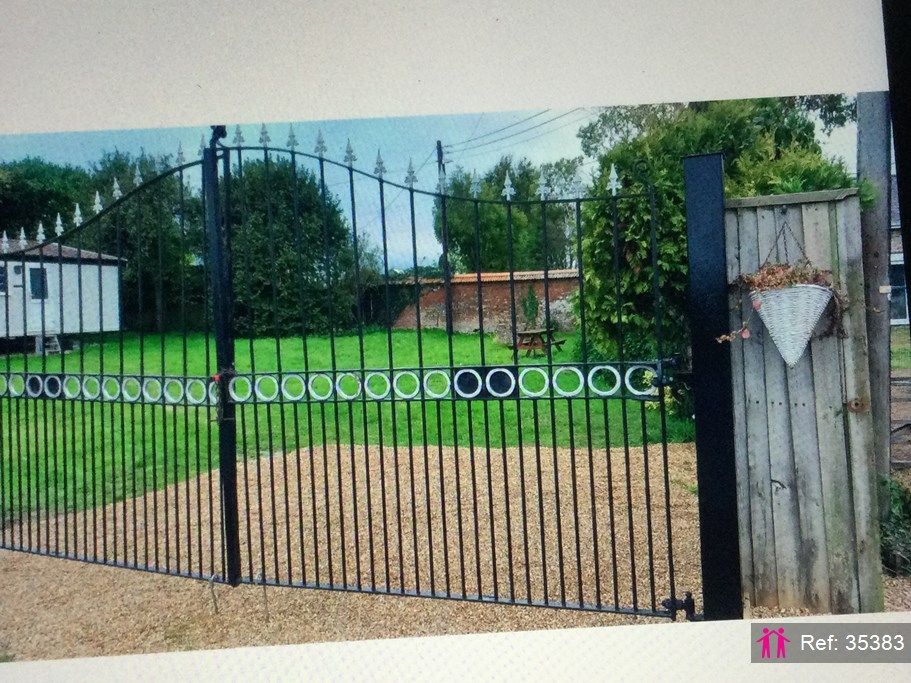 Property photo 1 of 4