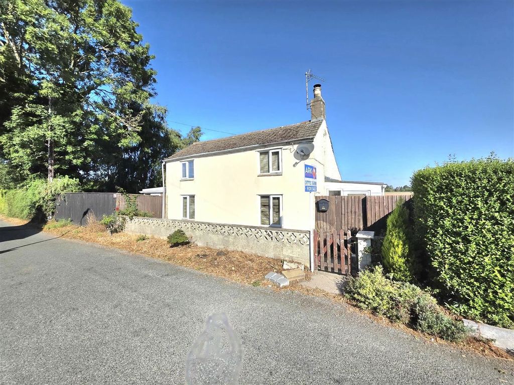 Property photo 1 of 21