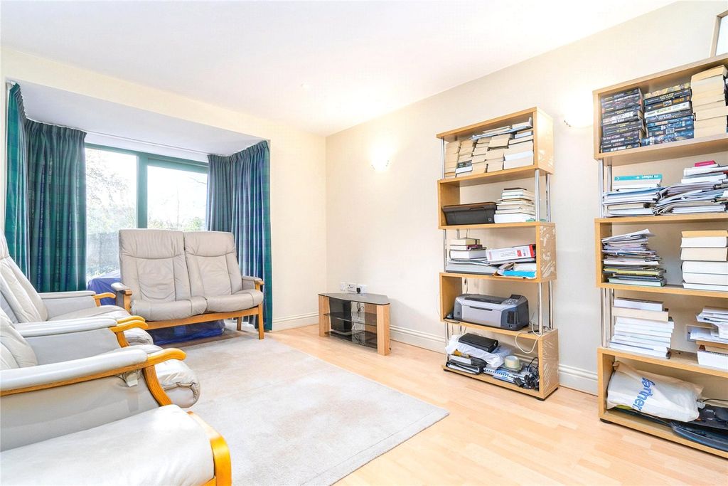 Property photo 2 of 13 Picture No. 02