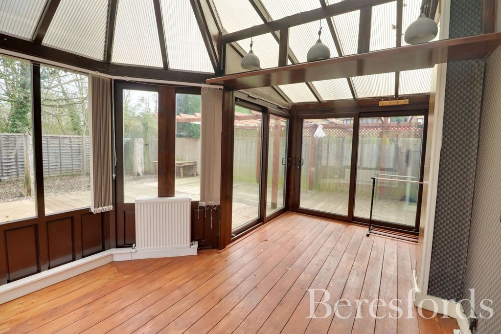Property photo 2 of 21 Picture No. 33
