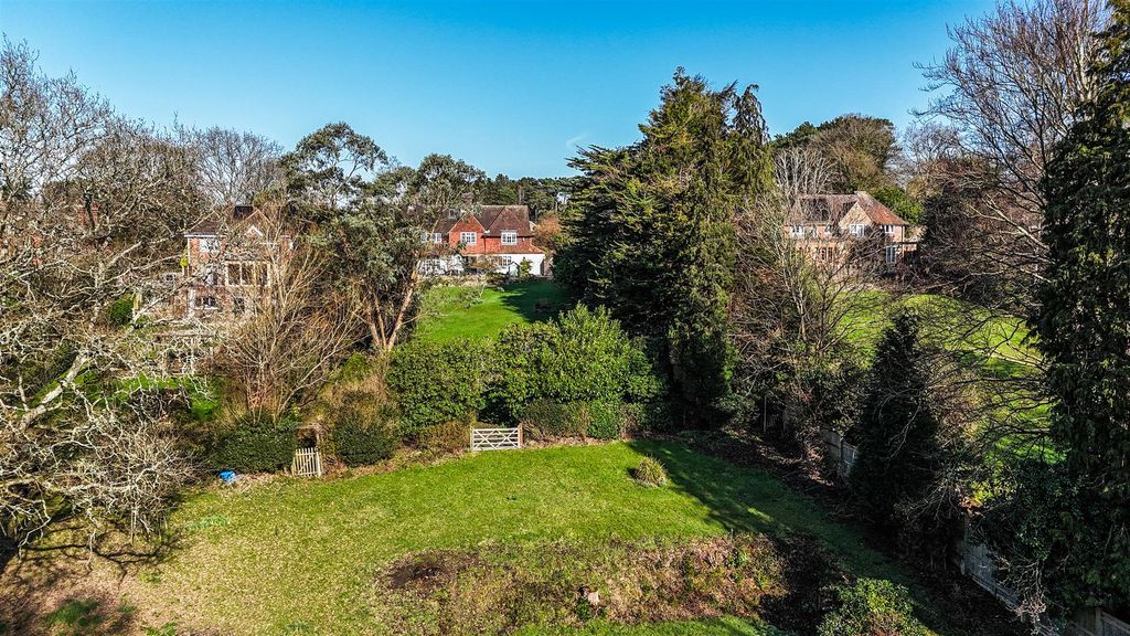Property photo 2 of 49