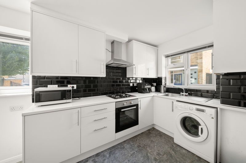 Property photo 2 of 16 Photo 9