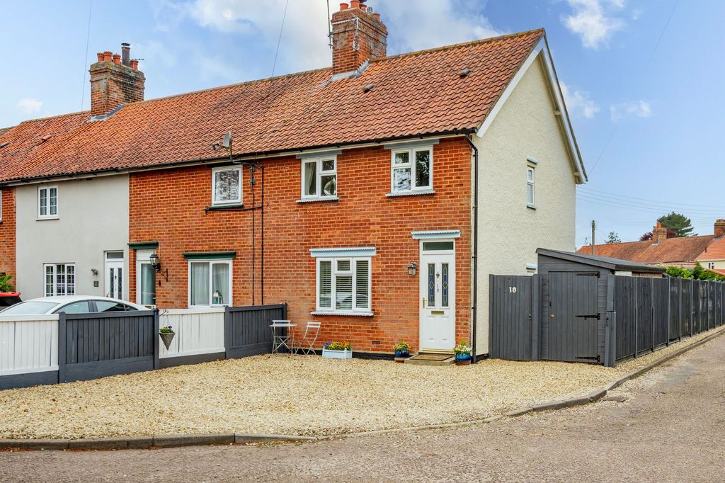 Property photo 1 of 26
