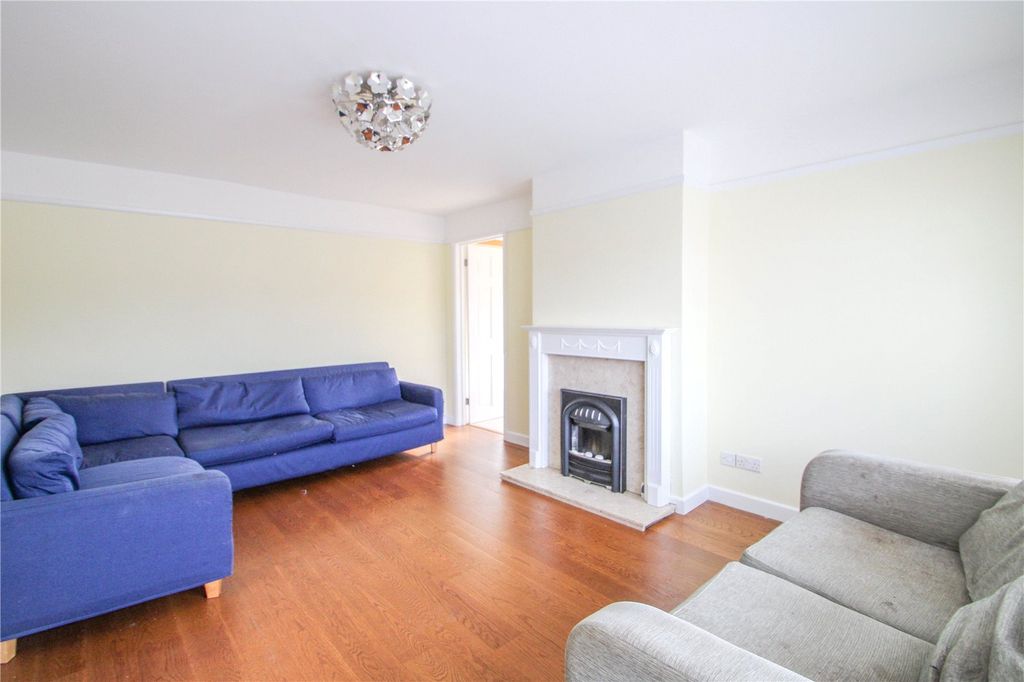 Property photo 2 of 15 Picture No. 06
