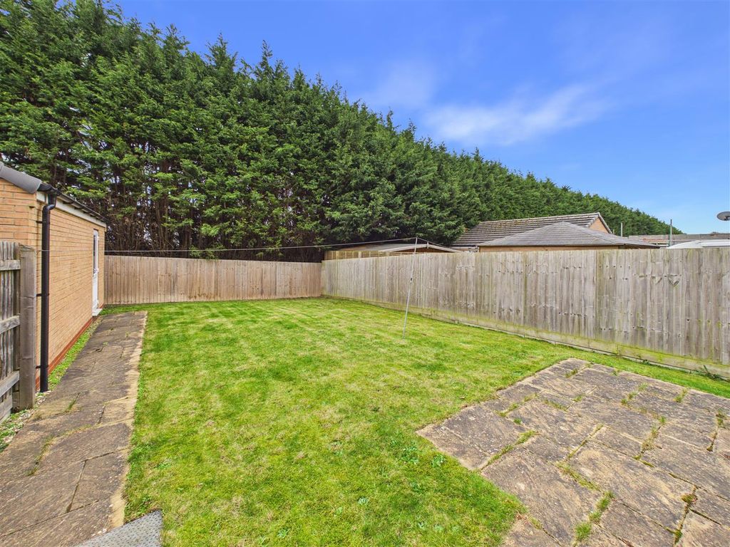 Property photo 3 of 25 Outside