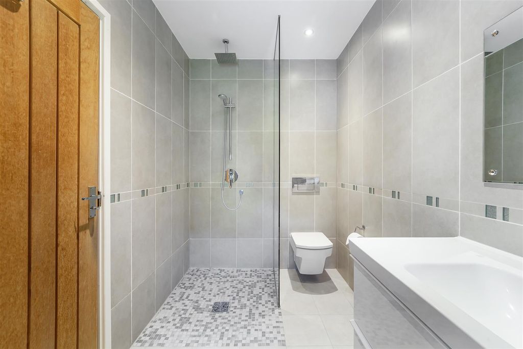 Additional image 33 of 5 bed detached house for saleRickman Hill Road, Chipstead, Coulsdon CR5