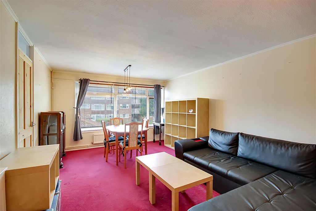 Property photo 2 of 13 Img_3914-Img_3916.Jpg