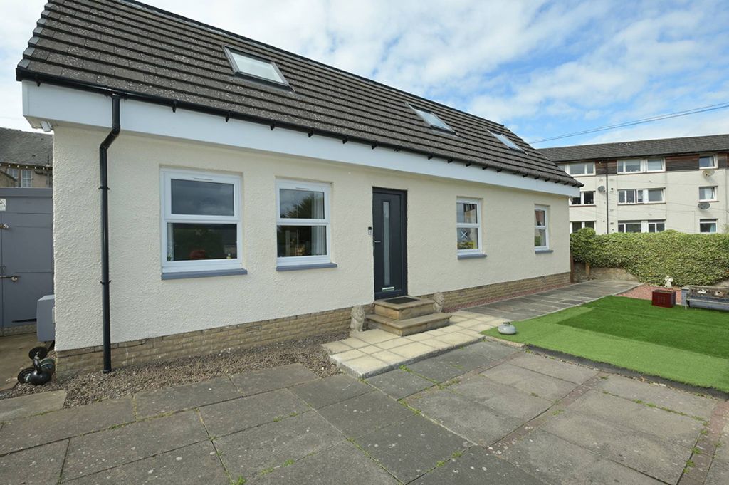 Property photo 1 of 30