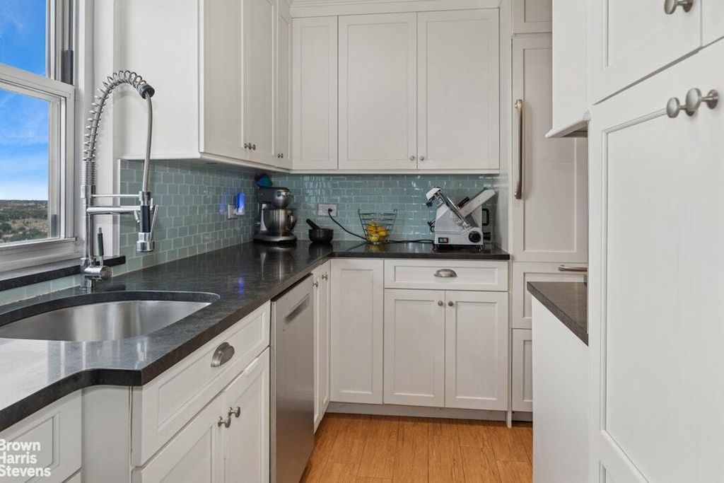 Property photo 3 of 20 <Alttext/>