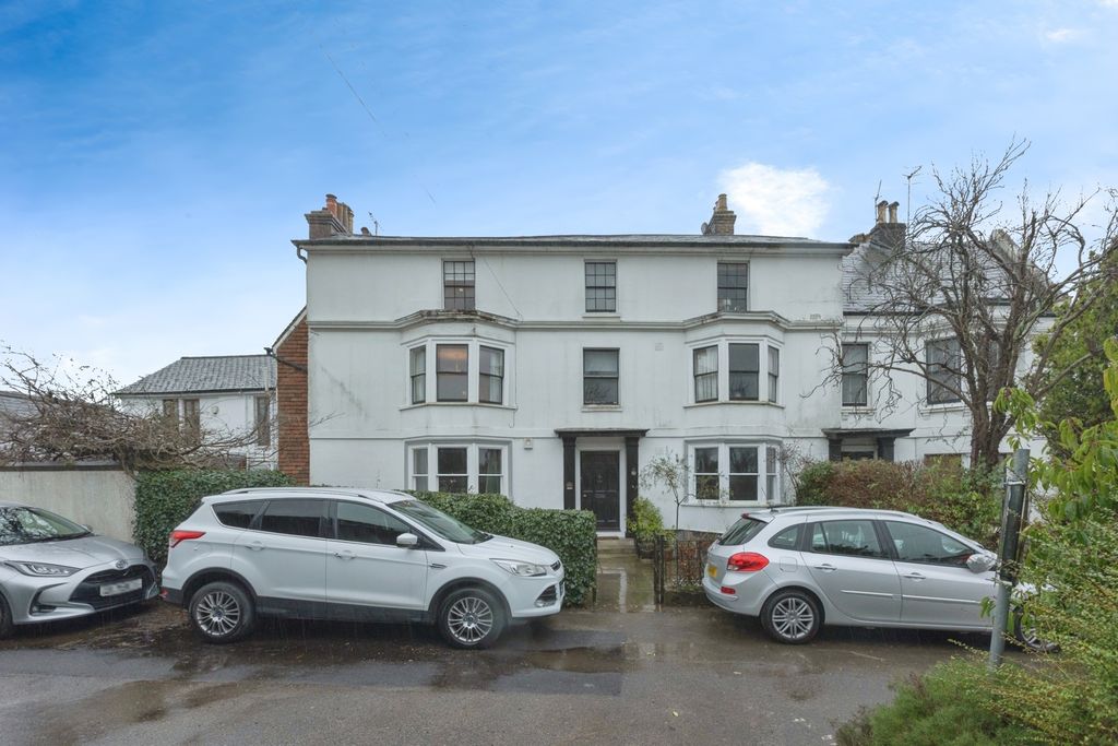 Property photo 1 of 15 Pbox-Img.Jpg