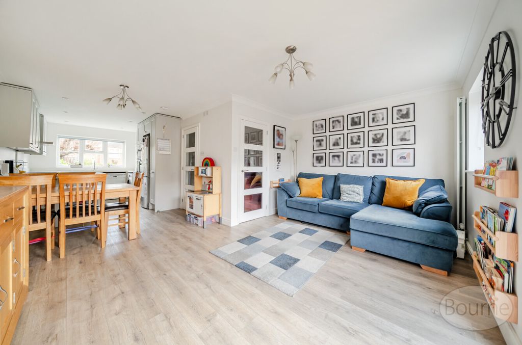 Property photo 2 of 20 Bea755c5-414B-4d3...